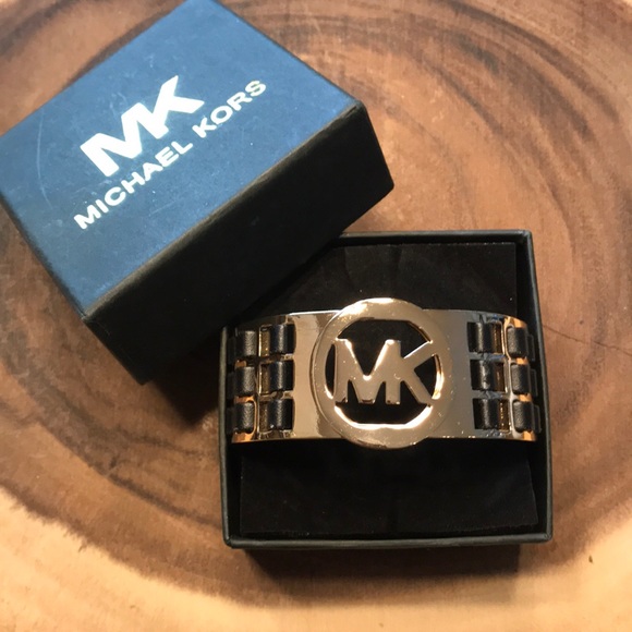 Michael Kors Jewelry - Michael Kors bracelet